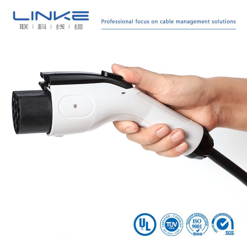 สายชาร์จรถไฟฟ้า 5m 16A 32A TUV Sud สตั๊ม AC Certified Connector Plug