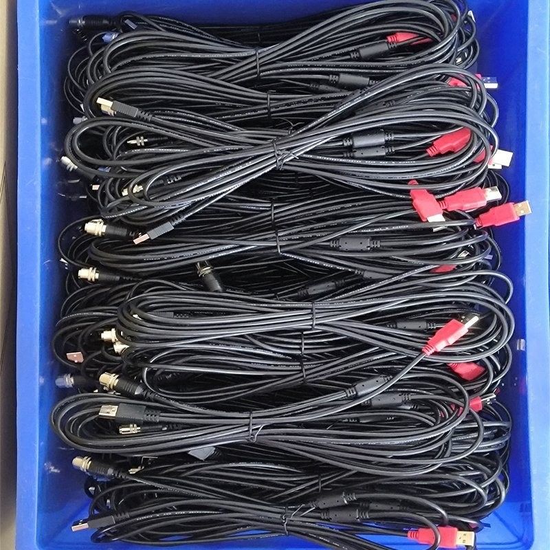 วัสดุ sheath XLPE สายรถยนต์ที่มีแกนหลายสายและความละเอียดยืดหยุ่น